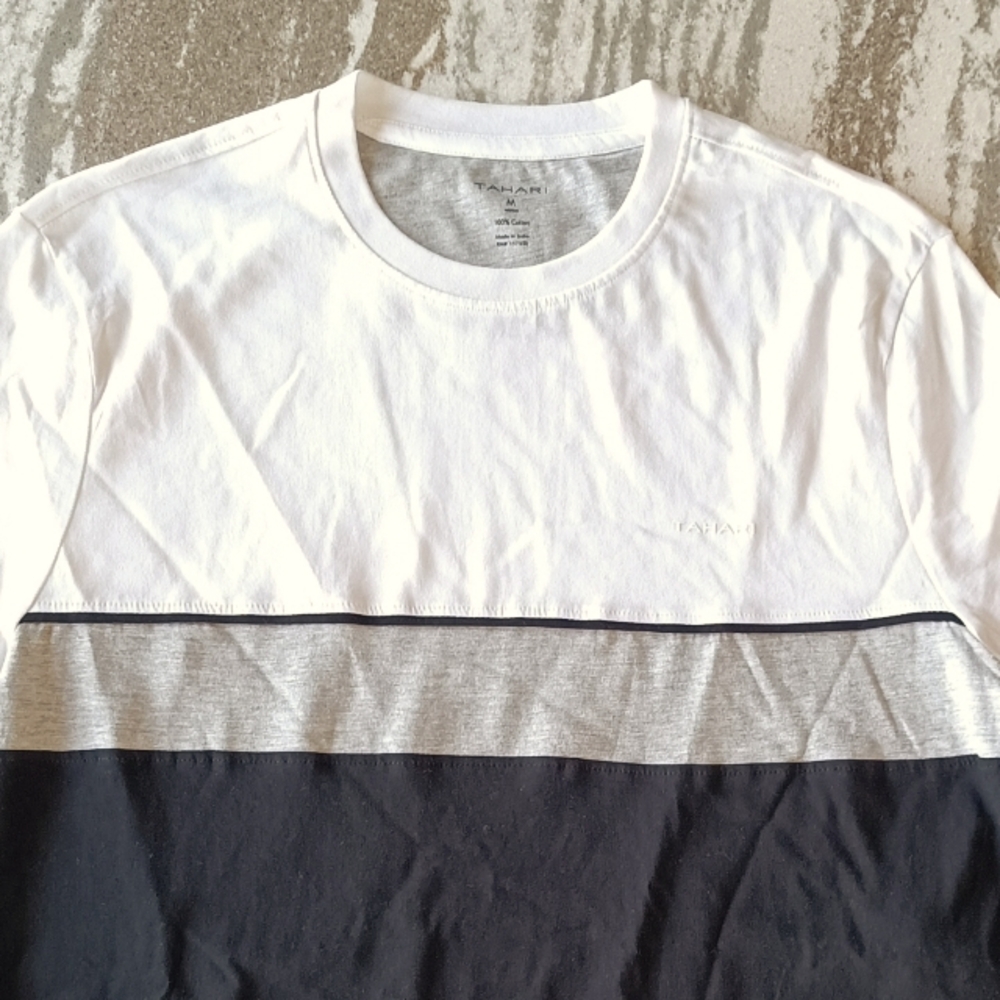 Tahari Men's Fashion Crewneck  T-shirt New Size Medium